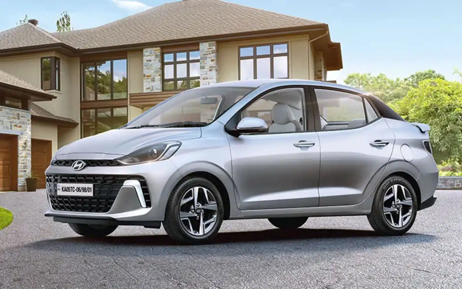 2025 Hyundai Aura SX Variant Launched in India at Rs. 8.23 Lakh