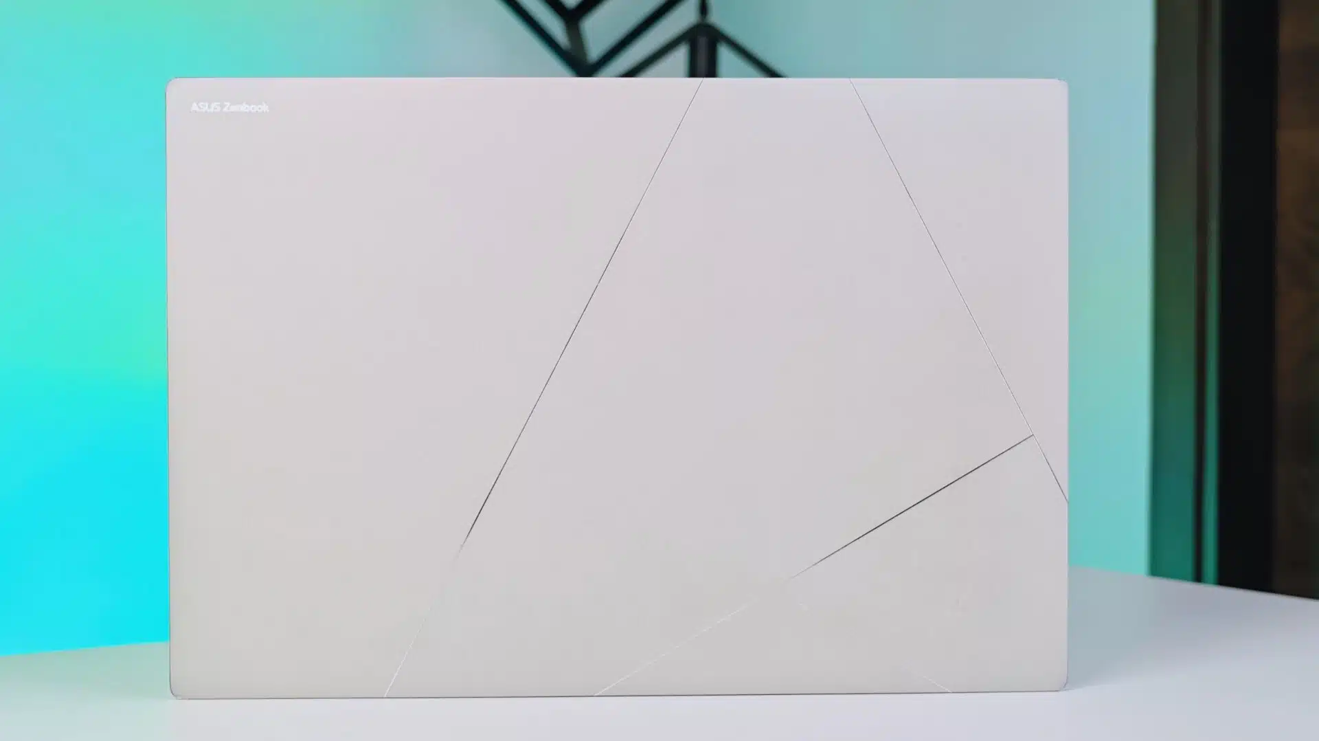 Asus Zenbook S16 Review