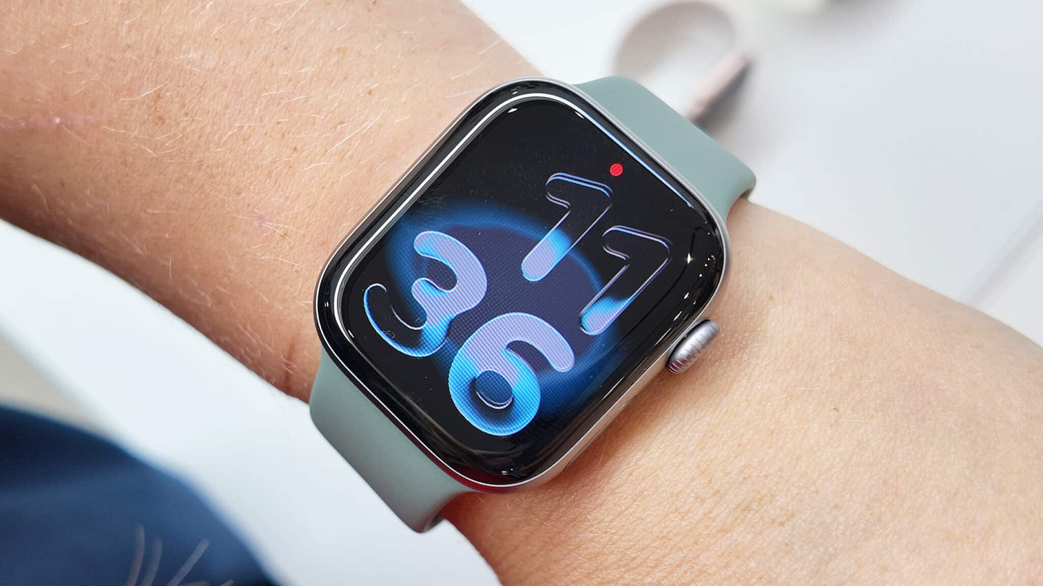 Apple Watch Series 11 Uses AI to Flag Possible High Blood Pressure