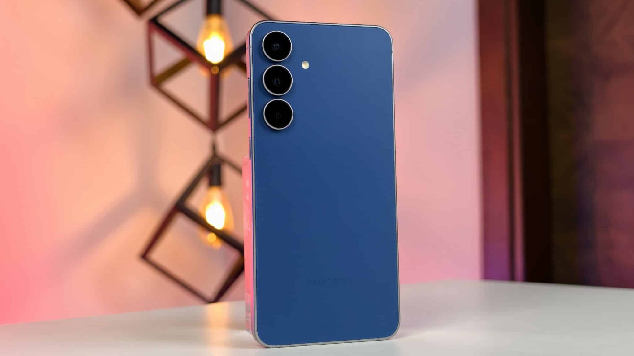 Samsung Galaxy S25 FE Review