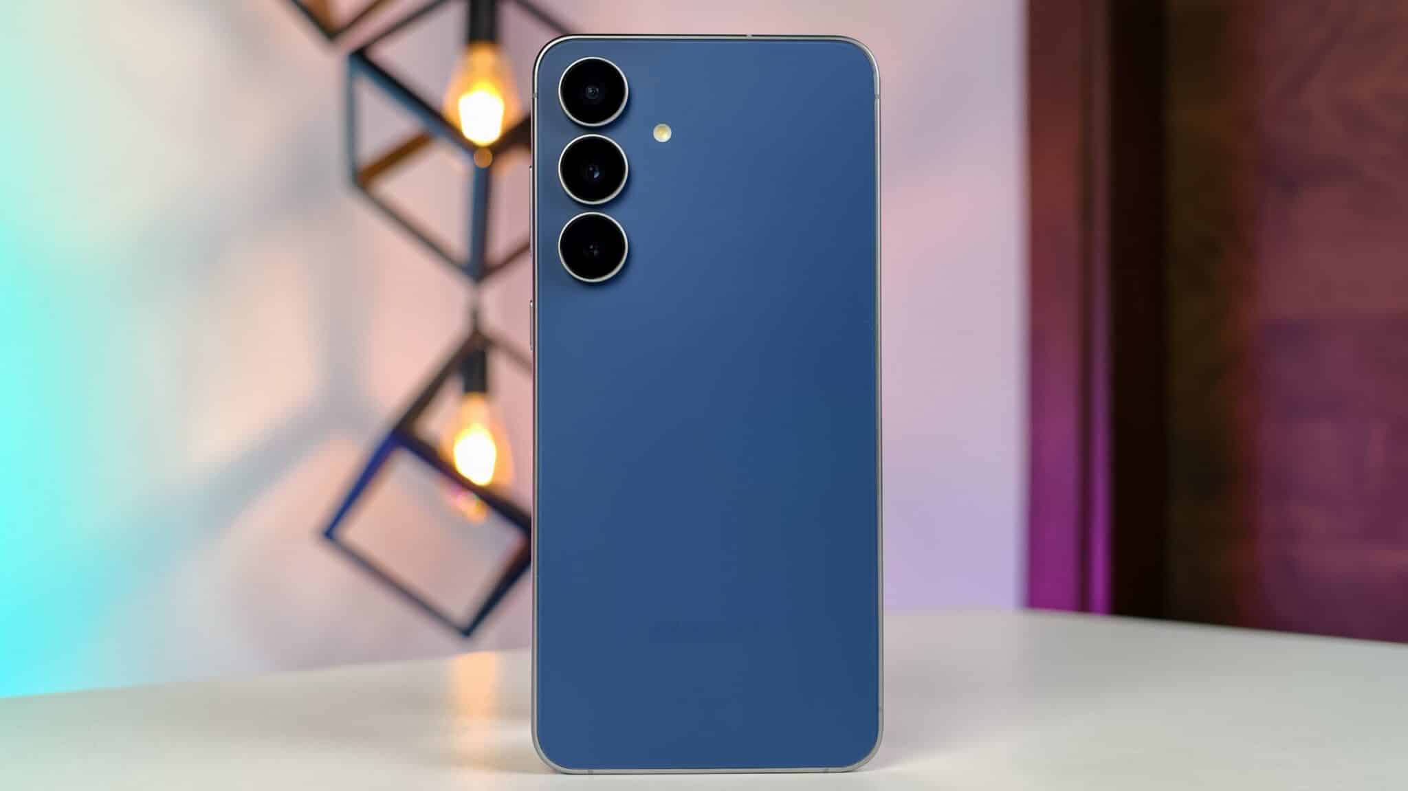 Samsung Galaxy S25 FE Review