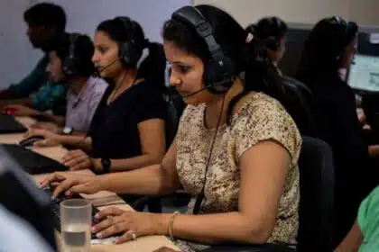 AI Chatbots Take Over Customer Service Roles in India