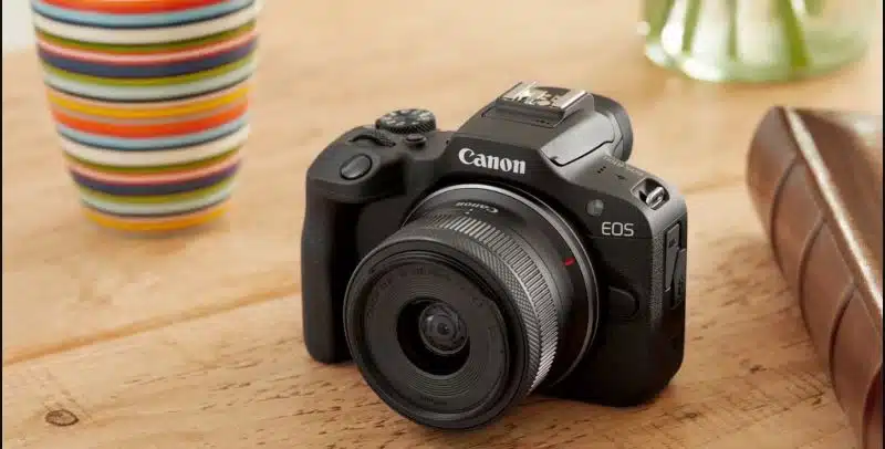 Canon EOS R100