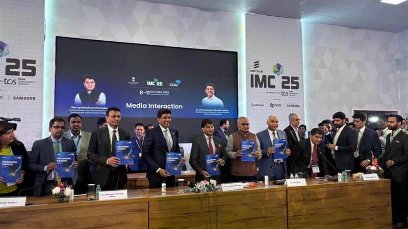 KPMG senior leaders and industry dignitaries at the launch of KPMG latest report titled _'From Automation to Autonomy Reimagining Telecom with Agentic AI'_ at India Mobile Congress 2025