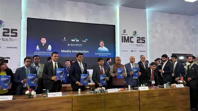 KPMG senior leaders and industry dignitaries at the launch of KPMG latest report titled _'From Automation to Autonomy Reimagining Telecom with Agentic AI'_ at India Mobile Congress 2025