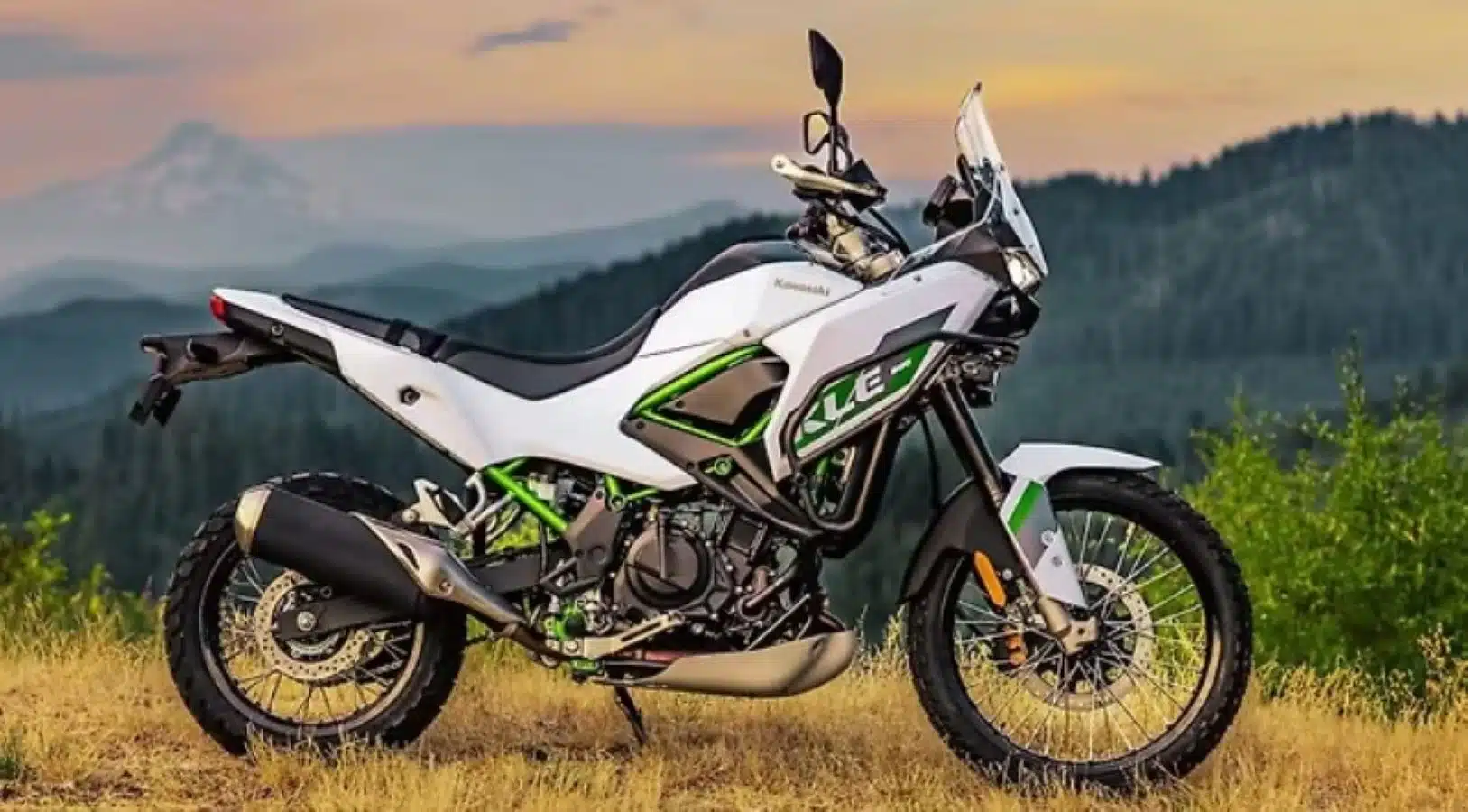 Kawasaki Officially Unveils Rally-Inspired KLE500 for 2026