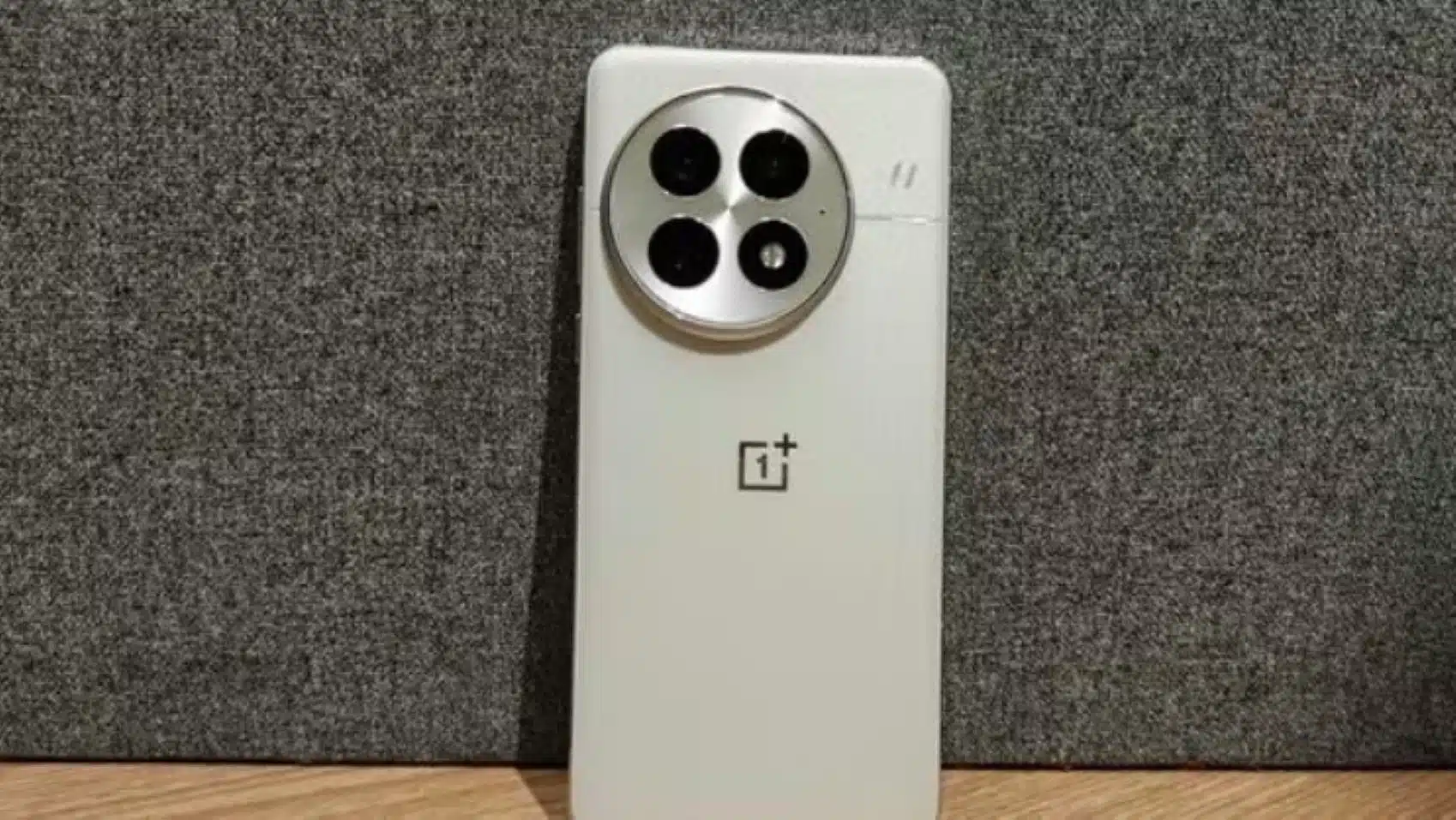 OnePlus Confirms OxygenOS 16 Launch in India on October 16 with New AI Features