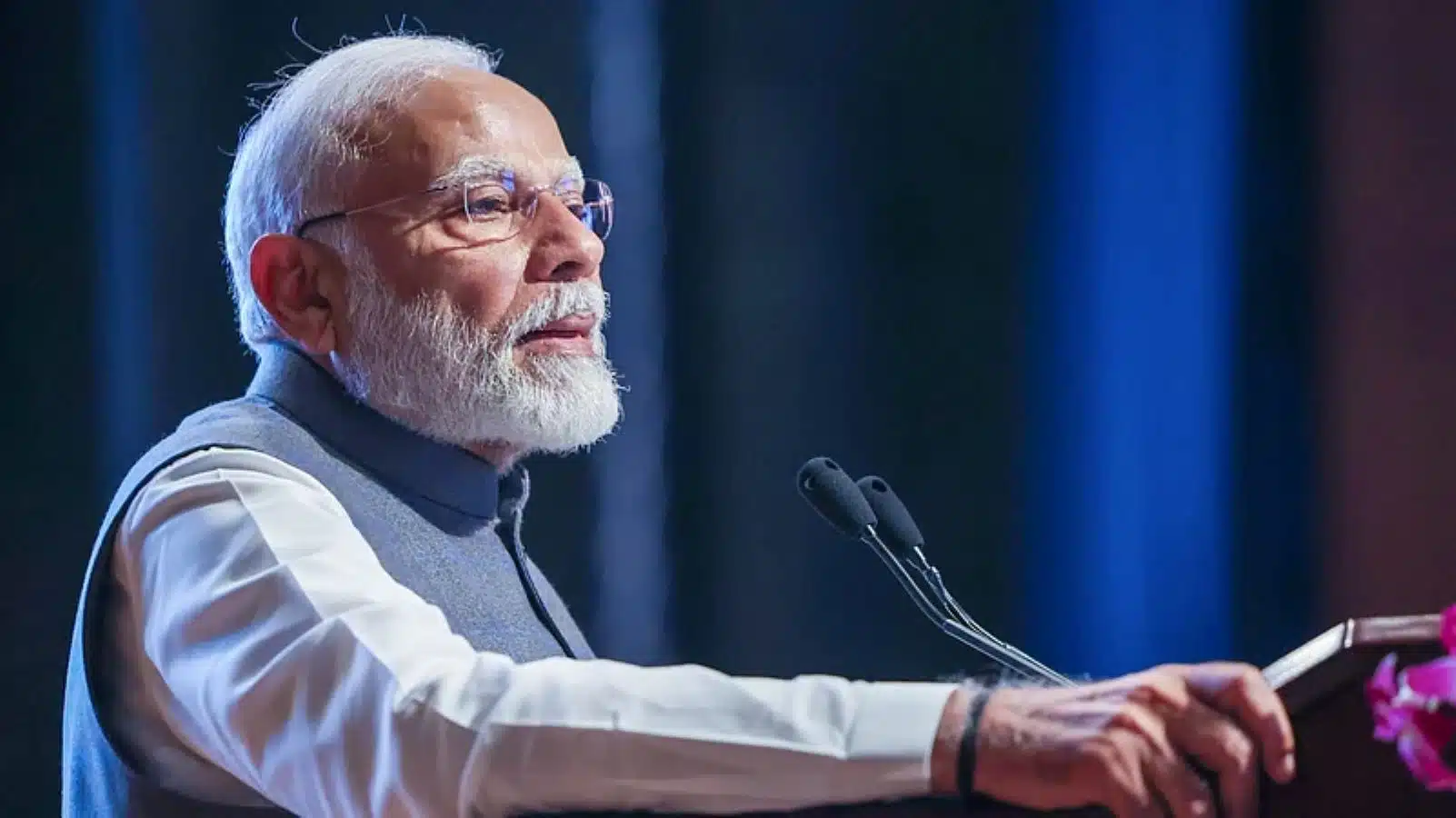 PM Modi Tells Top Officials to Develop Desi Digital and Social Media Platforms