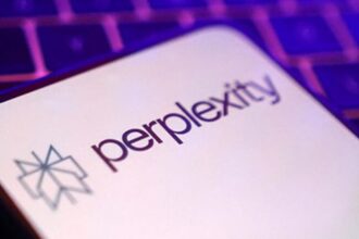 Perplexity AI Makes Comet Browser Free to Challenge Google Chrome