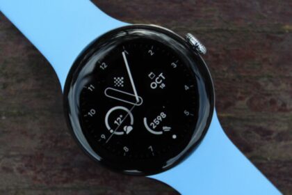 Pixel Watch App Update Introduces New Icon and Color Options