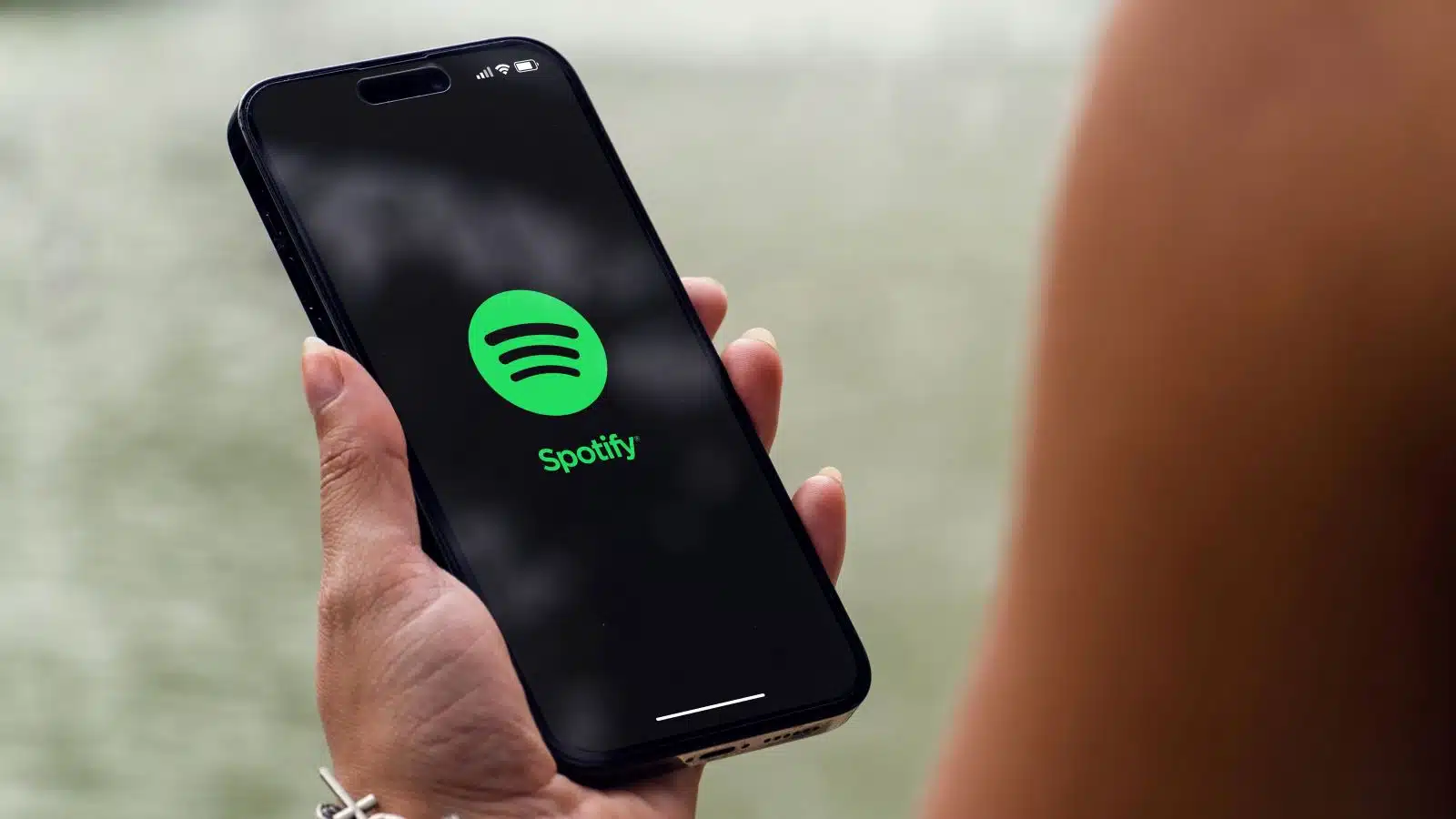 Spotify Video Podcasts Arrive on Netflix Through New Partnership