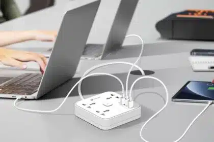 UltraProlink Launches Surge Plate 20 with 2500W Power and 20W PD Charging in India