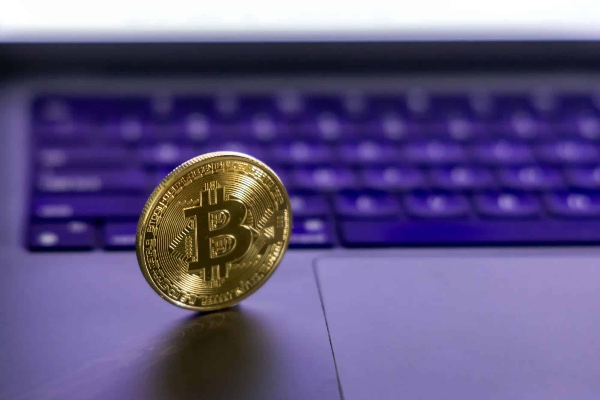 Bitcoin Sinks As Investors Flee Risky Assets Amid Global Uncertainty
