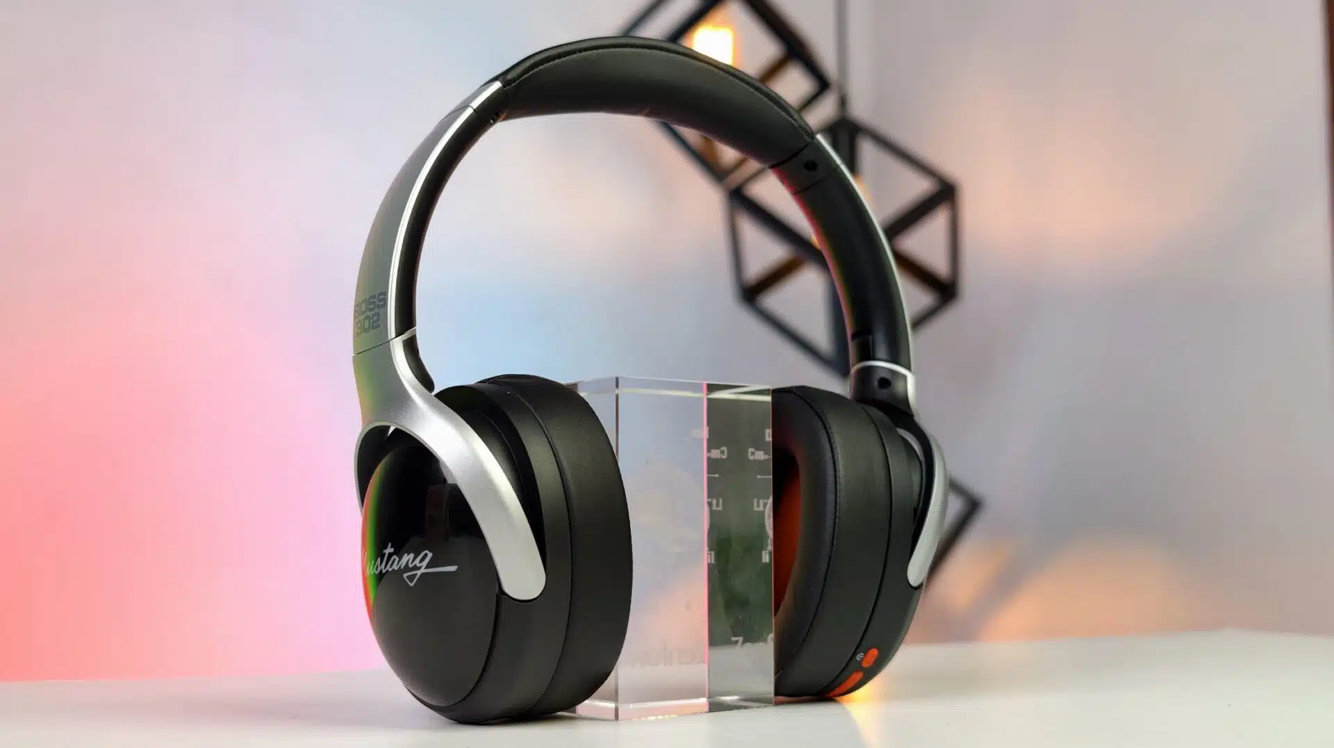 Boult Mustang Thunder Review: 70-Hour Battery and Mustang Style on a Budget