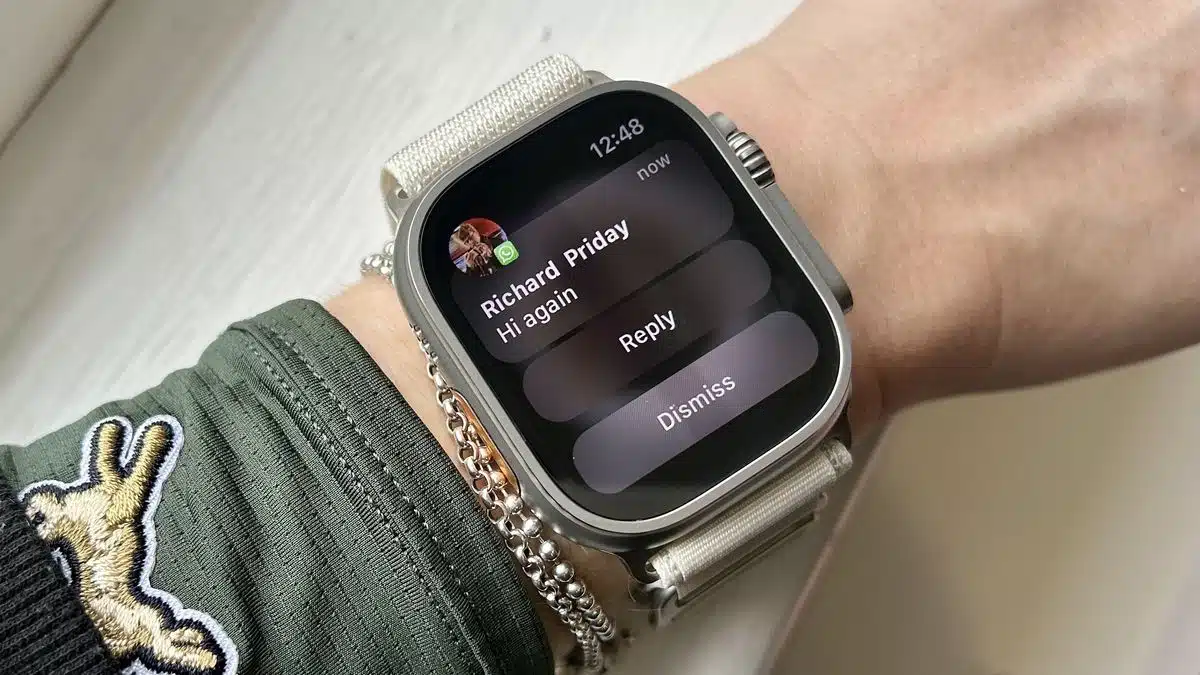 WhatsApp Launches Official Apple Watch App: A Big Win for On-the-Go Messaging