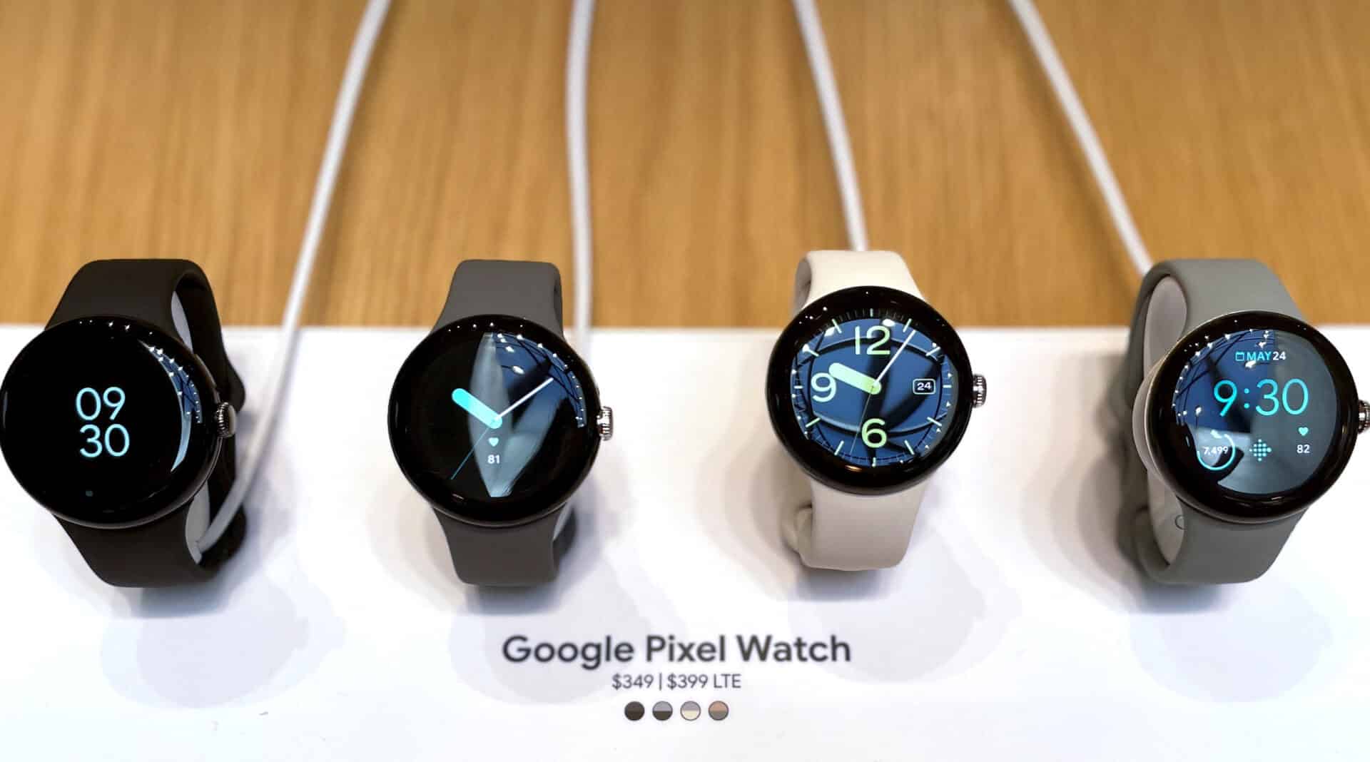 New Gestures and AI Smart Replies Arrive on Pixel Watch