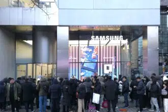 Samsung Galaxy Z TriFold Sells Out in Minutes During South Korea Launch