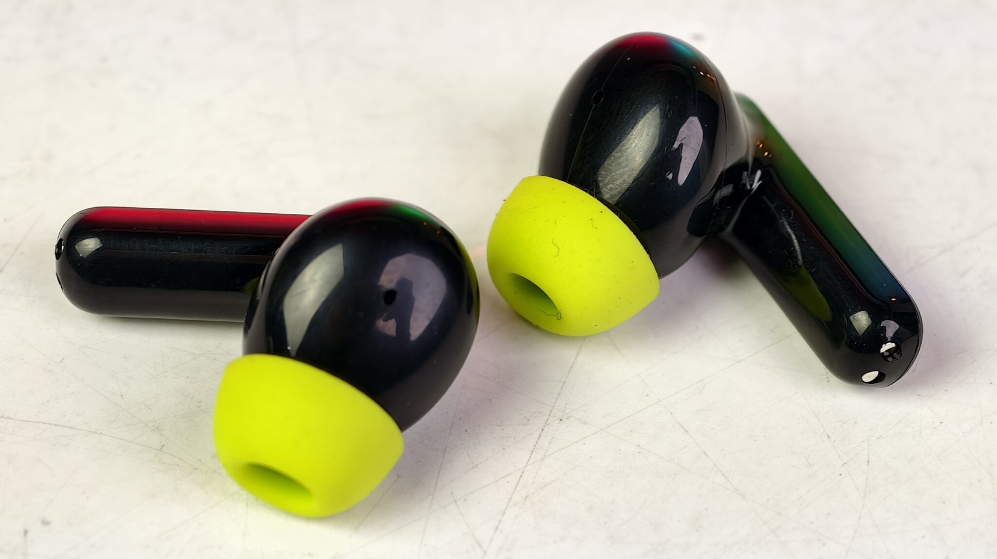 Dubstep Buzz X8 Review A Long Lasting Budget Audio Wearable For Daily Use