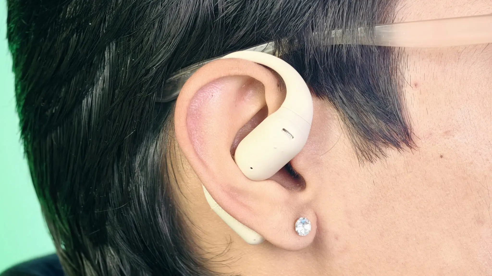 WeHear SafeBuds Review: AI Open-Ear Buds with Live Translation 15 WeHear SafeBuds Review