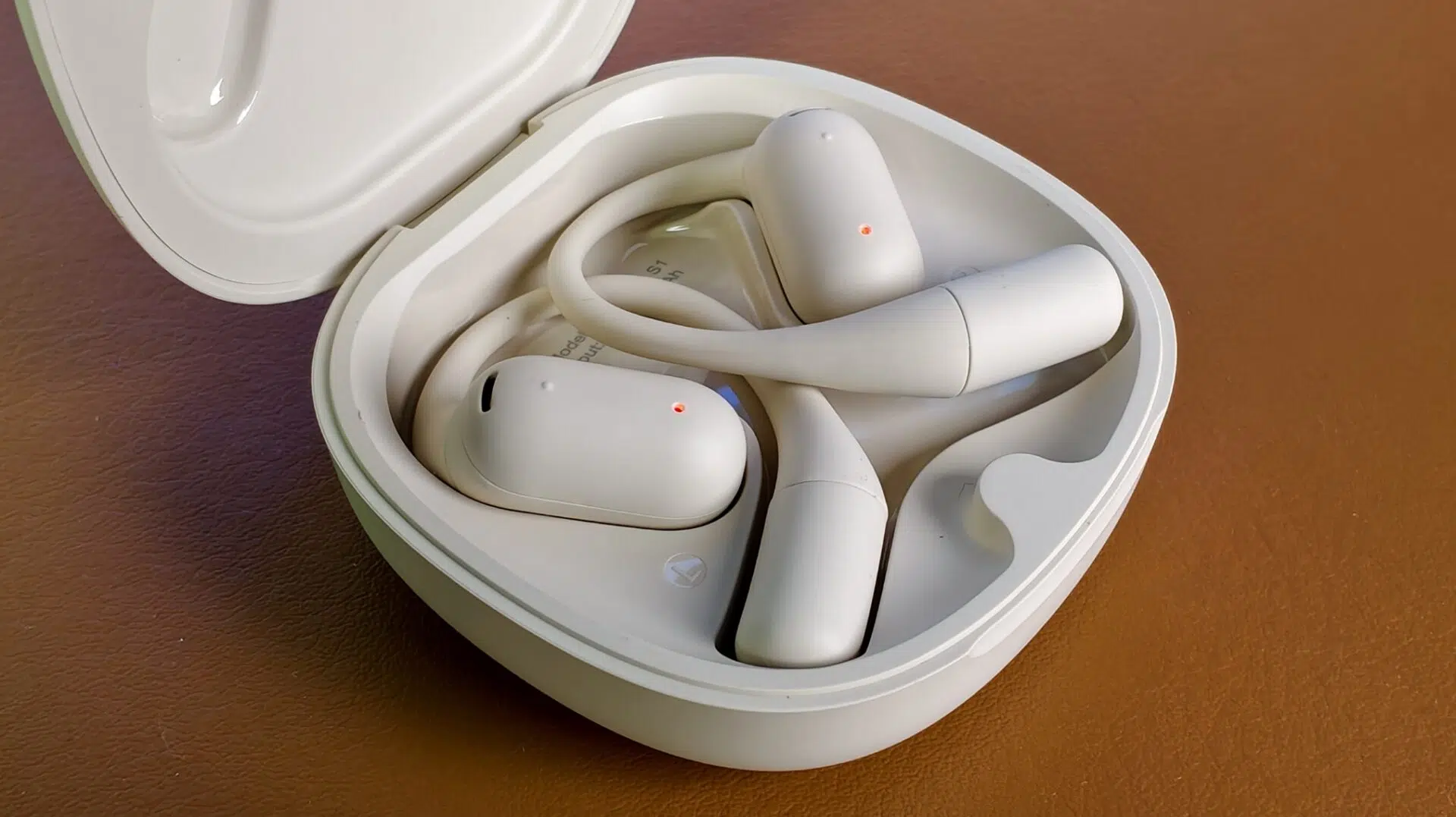 WeHear SafeBuds Review: AI Open-Ear Buds with Live Translation 4 WeHear 8