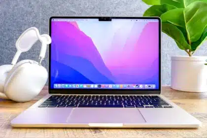 Apple Expands Ultra Lineup with Foldable iPhone and Touchscreen OLED MacBook