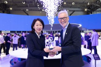 Samsung Galaxy S26 Ultra Wins Best in Show at MWC 2026