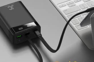 JUST CORSECA launches SPARKVOLT power banks with MagSafe and iWatch support