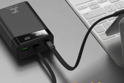 JUST CORSECA launches SPARKVOLT power banks with MagSafe and iWatch support