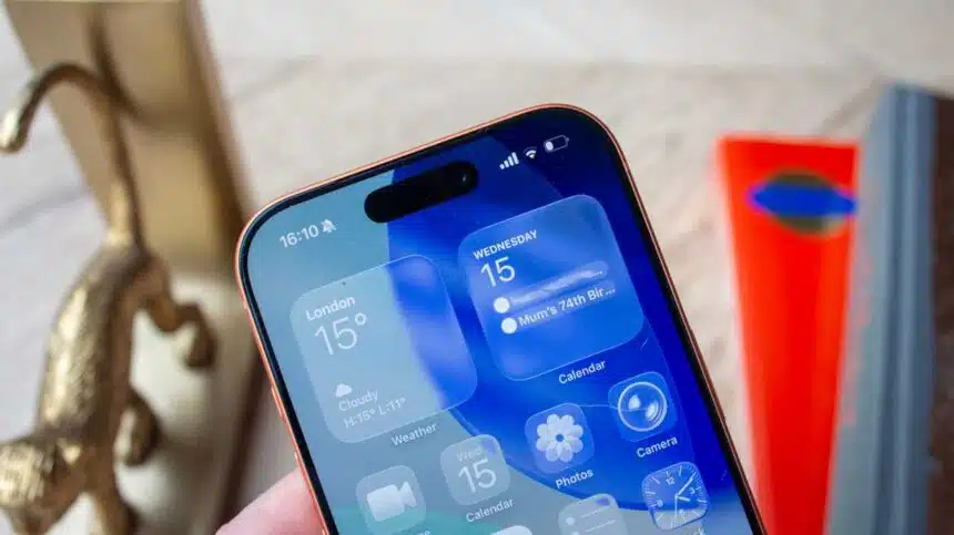 Apple Tests Smaller Pill Shaped Cutout for iPhone 18 Pro Models