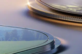 OPPO Find X9s Pro Features Dual 200MP Cameras and Large Battery