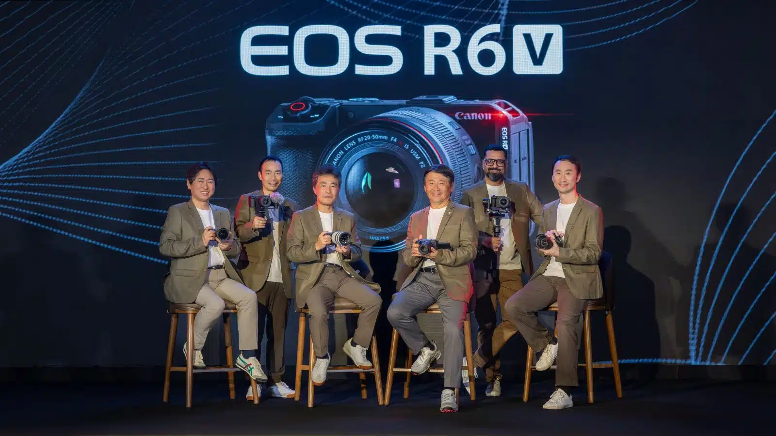 Canon India Launches EOS R6V Camera and First L Series Power Zoom Lens