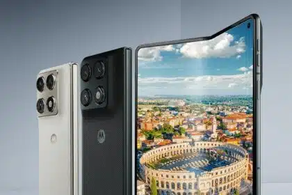 Motorola Launches First Foldable Phone Razr Fold in India with 6000mAh Battery