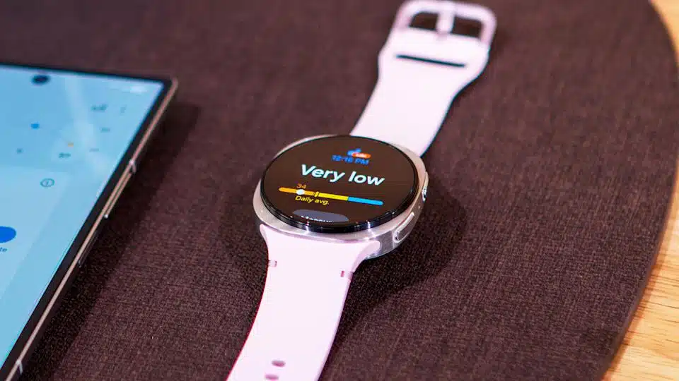 Samsung Galaxy Watch predicts fainting episodes five minutes in advance