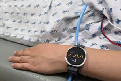 Samsung Galaxy Watch predicts fainting episodes five minutes in advance