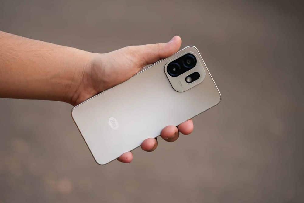 Top 5 Electronic Gadgets for Your Summer Travel Itinerary 3 itel A100 Pro Smartphone