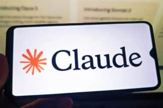 Anthropic Allows Claude AI to Read
