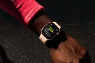 Apple Considers Radical Redesign for Future Smartwatch Models