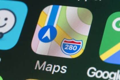 Apple Maps Starts Showing Sponsored Ads