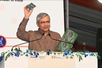 Apple Plans to Expand India Manufacturing Beyond iPhones, Union Minister Says