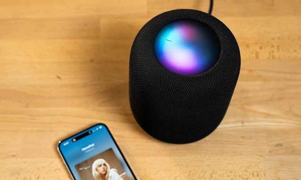 Apple Prepares Smart Home Lineup With AI Siri and Screen Display