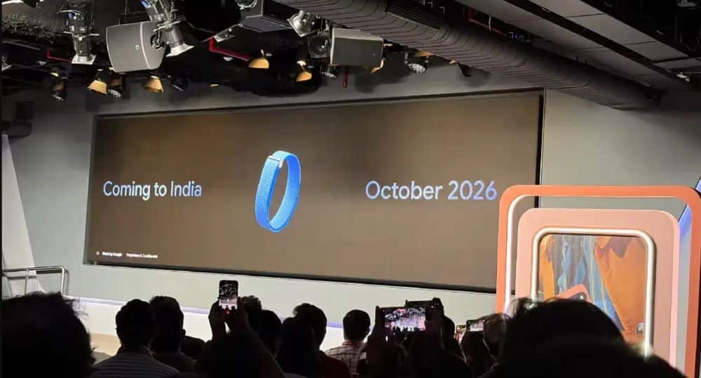 Fitbit Air Surfaces in Indian Offline Stores Ahead of Official October Release 2 Fitbit Air Surfaces in Indian