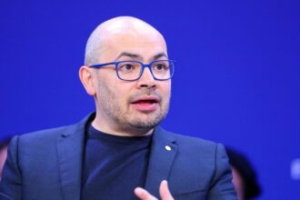 Google Reorganizes DeepMind Leadership as Demis Hassabis Takes Chief Scientist Role