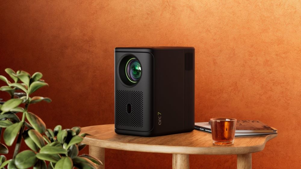 Lumio Arc projector