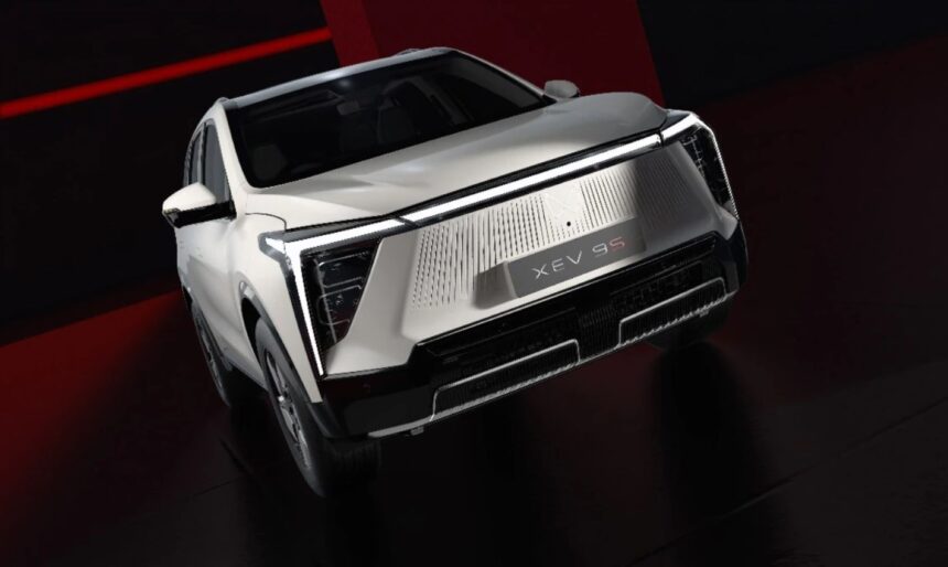 Mahindra Expands Battery as a Service Scheme to Full Electric SUV Lineup