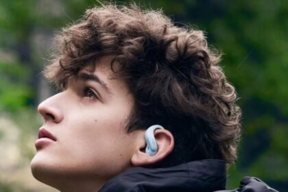 Shokz Introduces OpenFit Air 2 Wireless Earbuds With Lighter Earhook Body