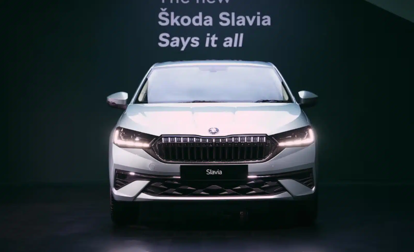 Skoda Auto India Unveils 2026 Slavia Facelift and Opens Bookings at Rs 15,000
