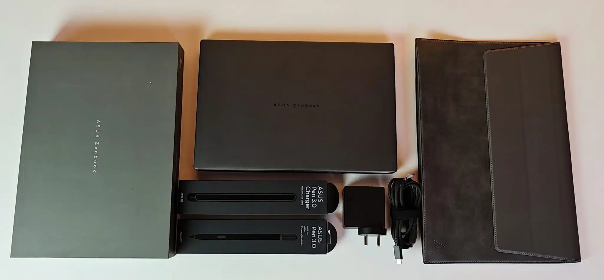 ASUS Dual Screen Zenbook Duo UX8407AA Laptop Review - You haven't seen anything like this before! 10 asus zenbook duo 20260802 141628 scaled