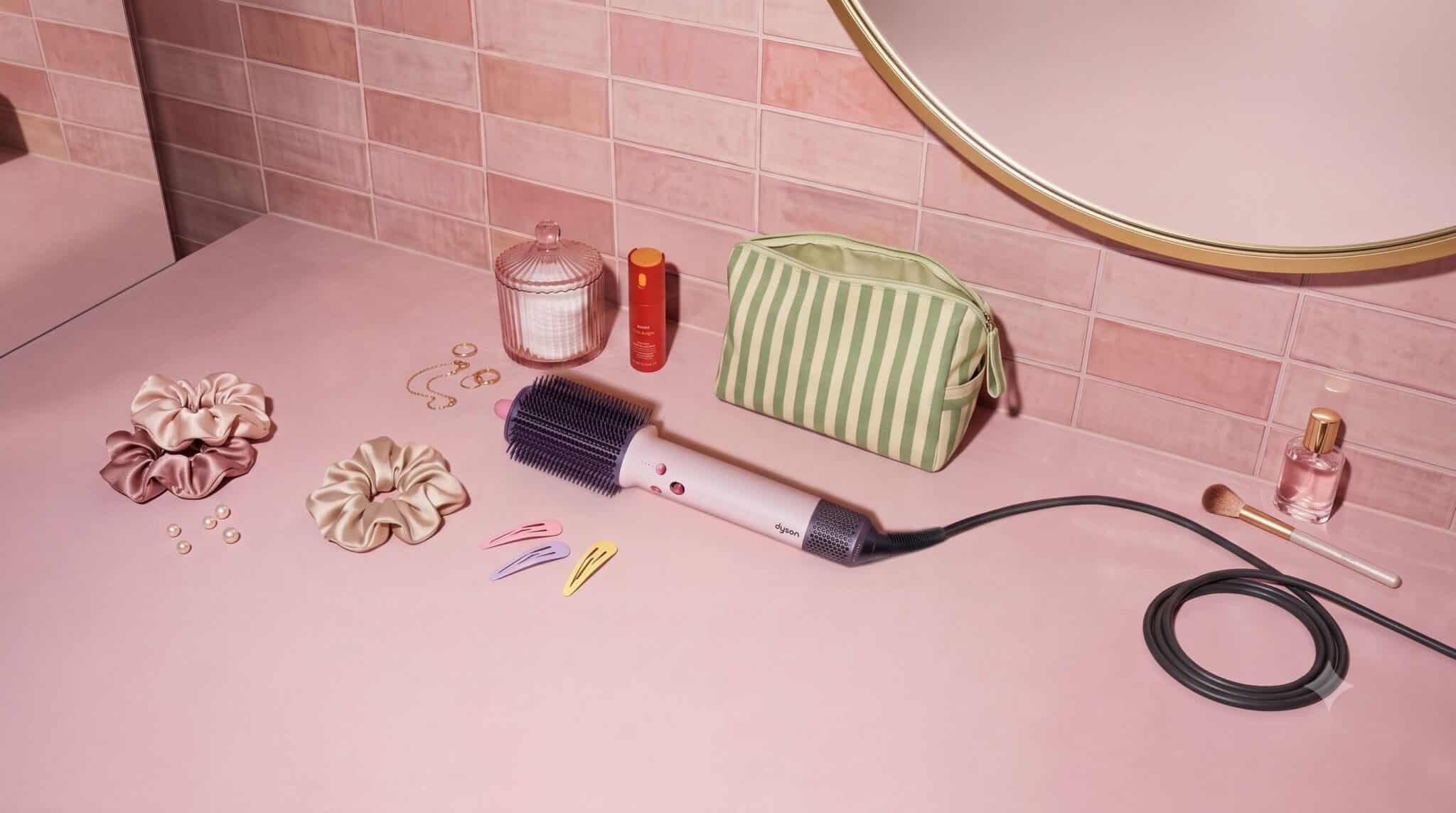 Dyson Unveils Airsmooth Hot Air Brush for Natural Blowout Styling