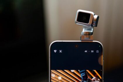 Honor Launches Robot Phone With Motorized Camera System for Content Creators
