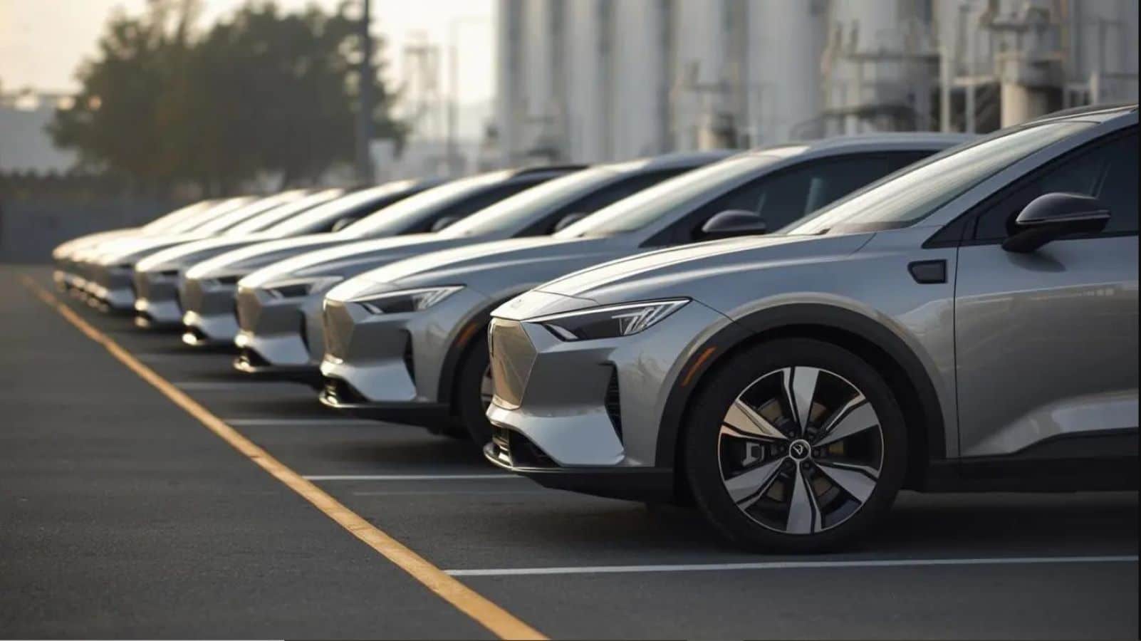 India Auto Retail Sales Rise 17.5% in August as Alternative Fuels Overtake Petrol